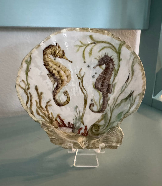 Seahorses in Grasses Shell Trivet Dish